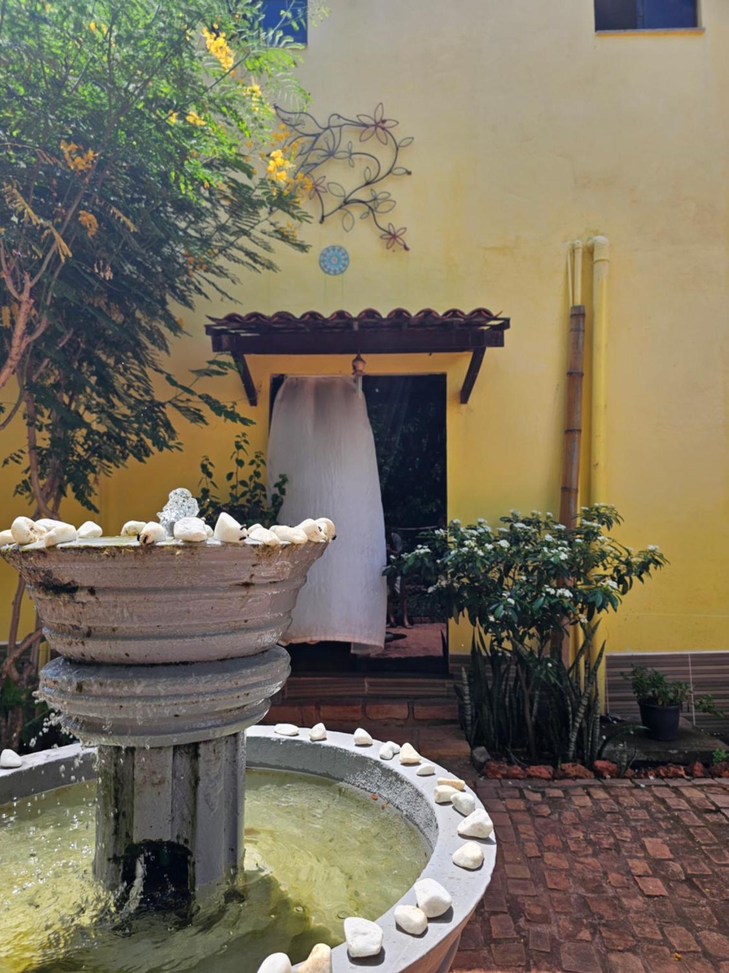 Beija- Flor De Lencois Bed & Breakfast Exterior photo